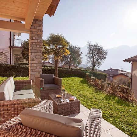 Ossuccio Grande C Home With Pool Sleeps 12 By Italian Apartments كومو المظهر الخارجي الصورة