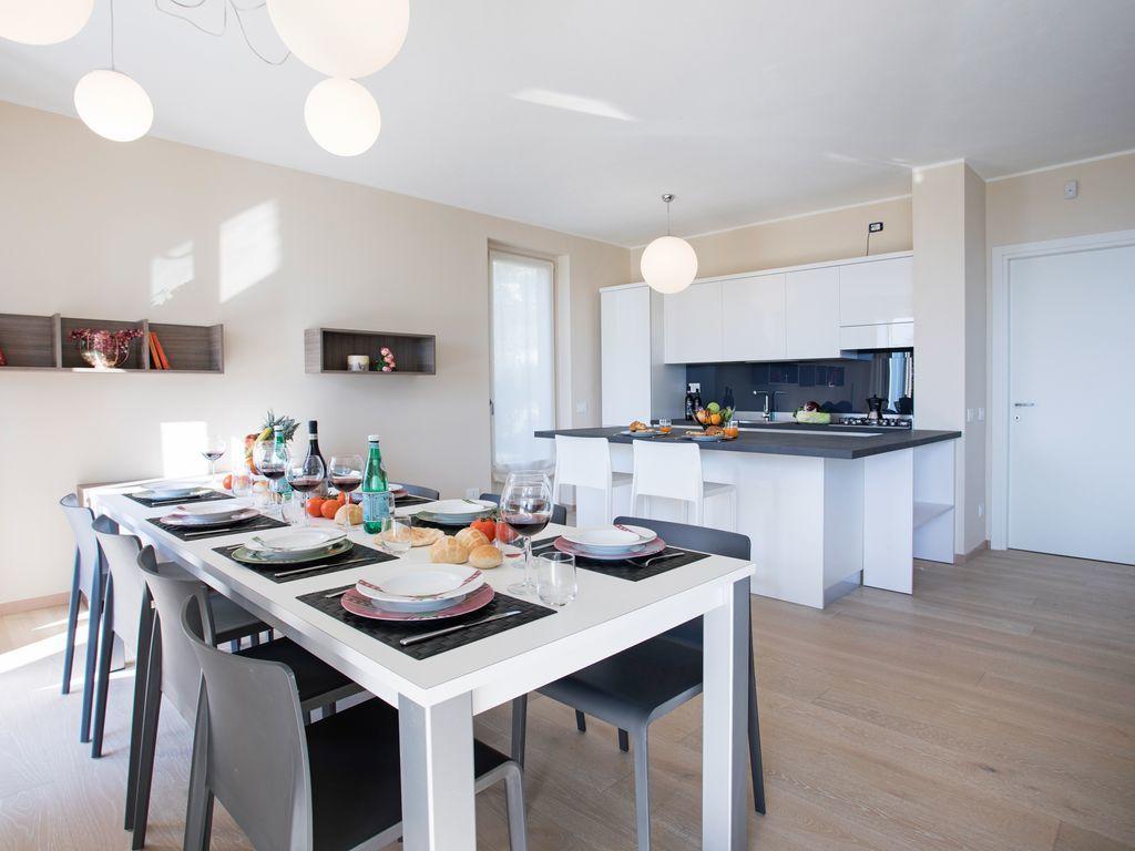 Ossuccio Grande C Home With Pool Sleeps 12 By Italian Apartments كومو المظهر الخارجي الصورة