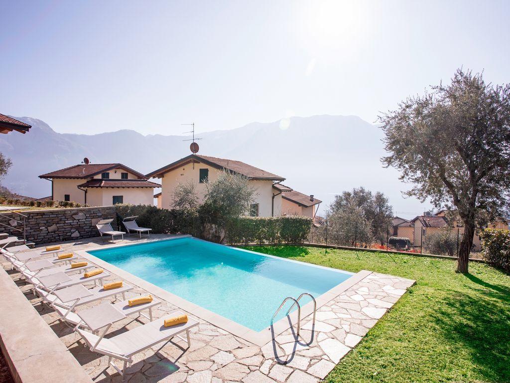 Ossuccio Grande C Home With Pool Sleeps 12 By Italian Apartments كومو المظهر الخارجي الصورة