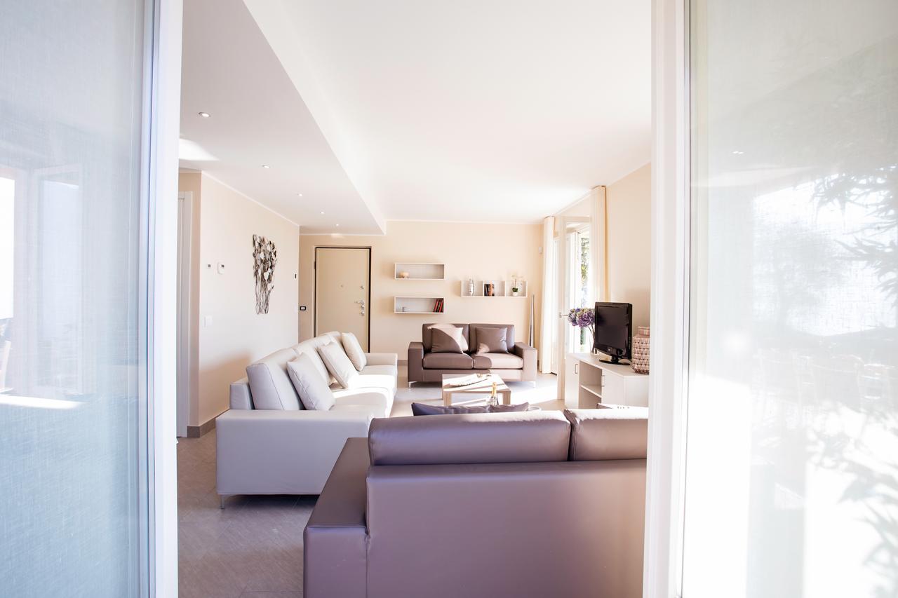 Ossuccio Grande C Home With Pool Sleeps 12 By Italian Apartments كومو المظهر الخارجي الصورة